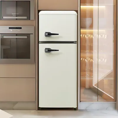 Produktbild von Merax Kühlschrank Retro Kühl-/Gefrierkombination BCD-102, Vintage Kühlschrank mit Metall Türgriff, verstellebaren Ablage und Füße, Doppeltür und LED-Beleuchtung, 101 cm hoch, 41 cm breit, 92 L, Weiß