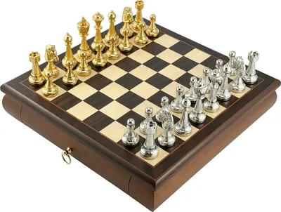 Produktbild von s Staunton-Schachset aus 24K Gold und 925 Silber mit 32 cm Spielbrett