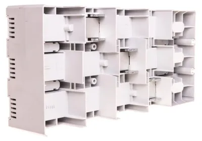 Productafbeelding van Adapter voor NZM3 630A 60mm stroomonderbreker, conform UL508, type NZM3-XAD630, artikelnummer 107206