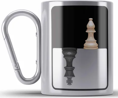 Produktbild von Trendation - Schach Geschenk Schachspieler Geschenkidee Edelstahl Tasse Karabiner Schachfiguren Grafik (Silber)