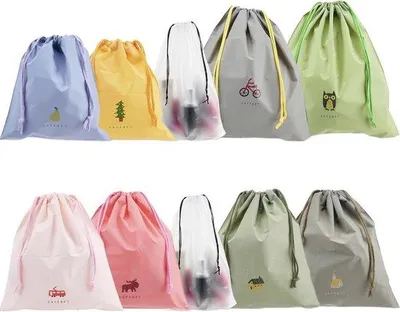 Image de Set de 10 sacs de voyage – Sacs de voyage en cordon imperméables – Pour les vêtements, les chaussures et les produits de beauté – Multicolores