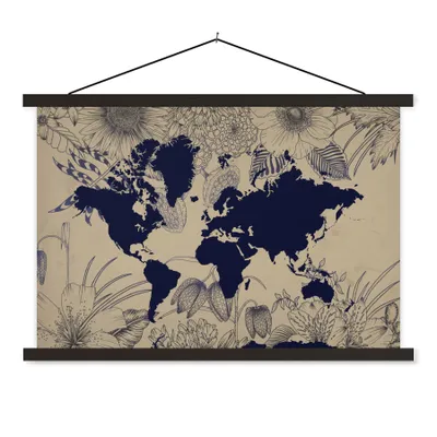 Produktbild von MuchoWow® Textilposter Weltkarte - Blumen - Blau 150x100 cm mit schwarzem Rahmen - Schlafzimmer