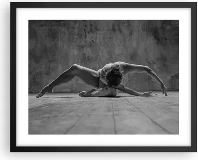 Produktbild von Gerahmtes Poster - Schwarzer Rahmen - Tanz Schwarzweiß Frau - 50x40 cm - Wand Bild - Wanddeko - Wandbilder - Kunstposter - Wandposter - Bilderrahmen - Bilder - Kunstdruck - Wandbild - P2BAA50x40-4352