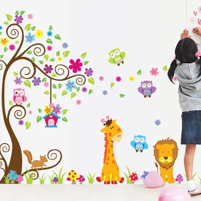 Produktbild von Riesige, selbstklebende Wandaufkleber zur Dekoration – Baum, Blumen, Giraffe und Löwe