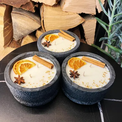 Produktbild von Handgemachtes Betonkerzen-Set 3x Schwarz Black Cinnamon Stilvolle Sojawachskerze