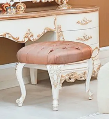 Produktbild von Casa Padrino Luxus Barock Hocker Rosa / Weiß / Kupferfarben - Handgefertigter Barock Sitzhocker - Hochwertige Barock Möbel