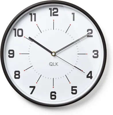 Produktbild von QLK Moderne Wanduhr Cozy ø31cm modern Bahnhofsuhr schwarz weiß