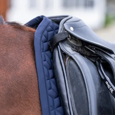 Produktbild von HV Polo Schabracke HVPEssential GP, Größe:Warmblut, Farbe:Navy