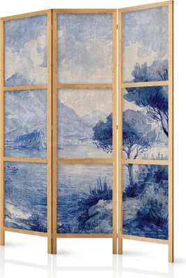 Productafbeelding van 3-delige, enkelzijdige roomdivider van vlieseline, Japans design - Italiaans landschap - Meer van Como, geschilderd in blauwtinten. Afmetingen: 135x172 cm. Landschap. Artikelnummer: c-H-10026-bh-a