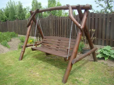 Produktbild von Hollywoodschaukel Mallorca 3-Sitzer – Gartenmöbel aus Naturholz Kiefer in den Farben Braun, Teak oder Kastanie lieferbar.