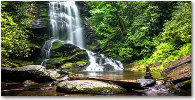 Produktbild von Tulup Glas-Bild -140x70- Wandkunst Dekorative Wand für Küche & Wohnzimmer - Landschaften - Wasserfall im Wald - Grün