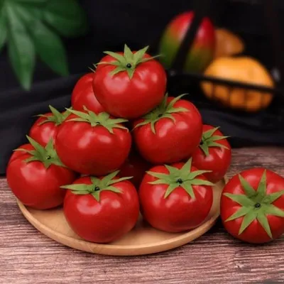 Produktbild von PolkaHome® Set von 6 realistischen Kunststoff-Tomaten - dekorative Küchenaccessoires, 8 cm Durchmesser