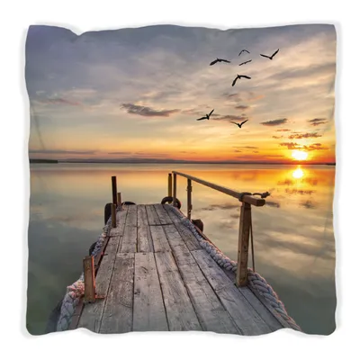 Produktbild von Wallario Premium Kissen, weiche Oberfläche, mit Motiv Sonnenuntergang über dem See  idyllischer Steg, Größe: 30 x 30 cm, mit weißer Rückseite