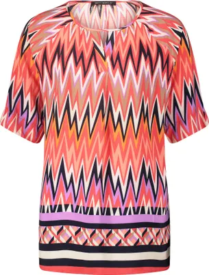 Produktbild von Betty Barclay gemusterte Halbarm-Bluse mit V-Ausschnitt, figurumspielend, 68 cm Gesamtlänge