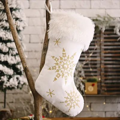 Immagine prodotto di Calza di Natale con Pelliccia sintetica bianca, paillettes scintillanti a forma di fiocco di neve, calza di Natale, ornamento da appendere per le feste, camino, decorazione, calze, oro, 80% poliestere