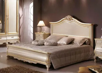 Produktbild von Casa Padrino Luxus Barock Doppelbett Cremefarben / Gold - Prunkvolles Massivholz Bett im Barockstil - Barock Schlafzimmer & Hotel Möbel - Luxus Qualität -  Italy