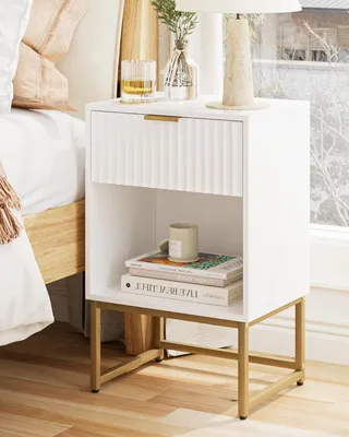 Zdjęcie produktu dla Nocna szafka z szufladą - Stolik nocny - Półka do sypialni - Żłobiona powierzchnia - Szerokość 40 cm - Biały