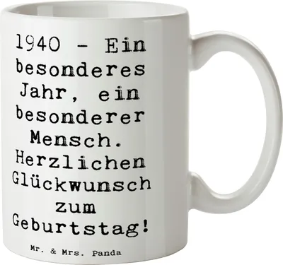 Produktbild von Mr. & Mrs. Panda Kaffeetasse Spruch 1940 Geburtstag - Weiß - Geschenk, Einzigartigkeit, Geburtstagsgeschenk, haferl, Kaffeepott, bedruckt, Geburtstagswünsche, Alter