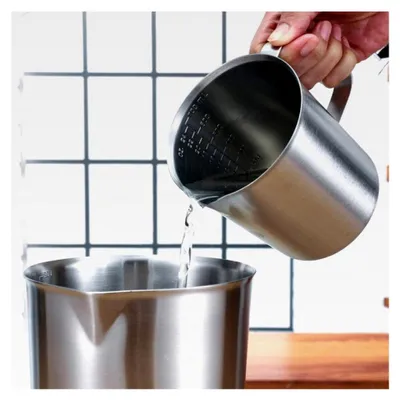 Produktbild von Messbecher aus Edelstahl 1500 ML, Messkanne mit Griff und Markierungen, Milchkännchen und Milchaufschäumbecher für Backen und Kochen