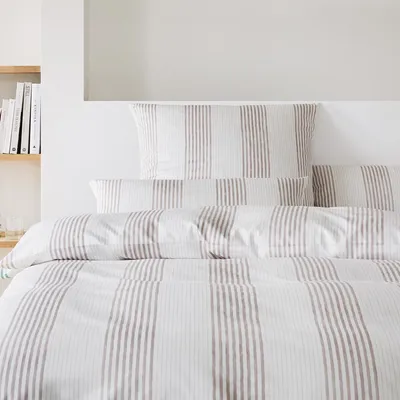 Produktbild von elegante Mako-Satin Bettwäsche Capri sand 155x220 cm + 80x80 cm