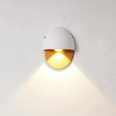 Zdjęcie produktu dla Lampa ścienna LED 5W ciepła biel 3000K aluminiowa wodoodporna IP65 do sypia