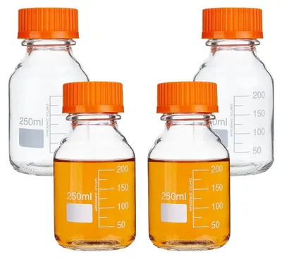 4er-Set 250 ml Borosilikatglasflaschen mit GL45 Deckel, graduiert