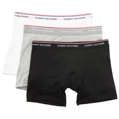 Imagen del producto de Tommy Hilfiger, paquete de 3 calzoncillos tipo bóxer, confeccionados en tejido transpirable con panel frontal anatómico, modelo UM0UM00010, para hombre