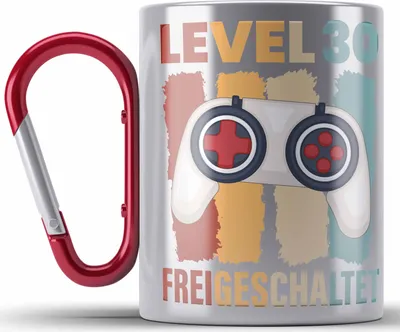 Produktbild von Trendation -  30. Geburtstag Edelstahl Tasse Karabiner Mann Geschenk 30er Geschenkidee 30 Mutter Vater Männer Lustig Geschenke Gamer (Rot)