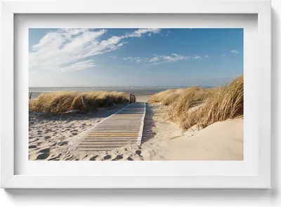 Produktbild von Blick auf Strand und Meer– Wandbild mit Rahmen – Gerahmtes Bild  – Wanddekoration – 30x20 cm –  Weiß Rahmen