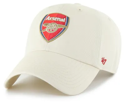 Imagen del producto de Gorra "CLEAN UP" de corte relajado de la marca 47 Brand, color beige, del equipo FC Arsenal