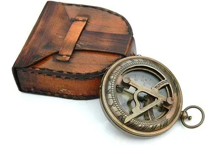Image de Boussole de précision avec étui en cuir couleur bronze