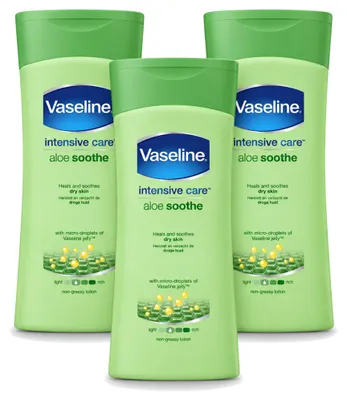 Imagen del producto de 3 unidades de Loción corporal calmante de Aloe Vera Vaseline - 400 ml - Paquete económico