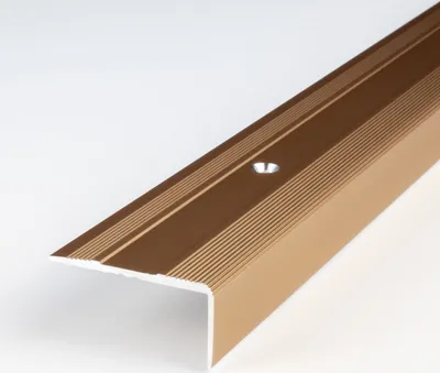 Produktbild von PROVISTON | Treppenkante | Aluminium eloxiert | Bronze Hell | Breite 36 mm | Höhe 15 mm | Länge 2700 mm | Gebohrt | Treppenkantenprofil | Treppenwinkel | Winkelprofil | Kombiwinkel | 1 Stück