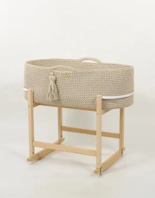 Produktbild von BOHO Moseskorb Babywiege handgefertigt mit Matratze und Holzgestell – Beige