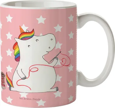 Produktbild von Mr. & Mrs. Panda Mehrwegbecher Einhorn Näherin - Rot Pastell - Geschenk, Kinderbecher, Pott, Häkeln, Einhörner, Trinklernbecher, Freundin, Plastikbecher, Deko, Unicorn