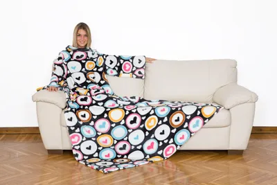 Imagen del producto de Kanguru Manta con Mangas y Bolsillo, Corazones Multicolor, 140 x 210 cm
