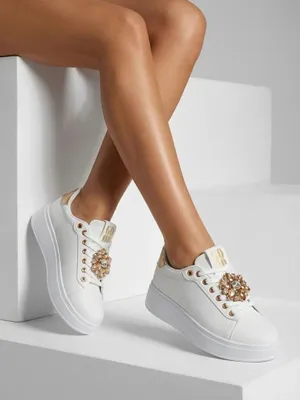 Produktbild von Sportliche Damen-Sneakers auf der Flowers Power Plattform, Größe 38