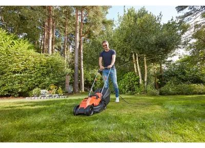 Zdjęcie produktu dla Black & Decker BEMW451BH-QS, Kosiarka zwykła, 32 cm, 2,3 cm, 6,3 cm, Ostrza obrotowe, 35 l