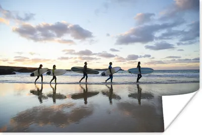Produktbild von MuchoWow® Poster Surfer am Strand 120x80 cm - Bilder