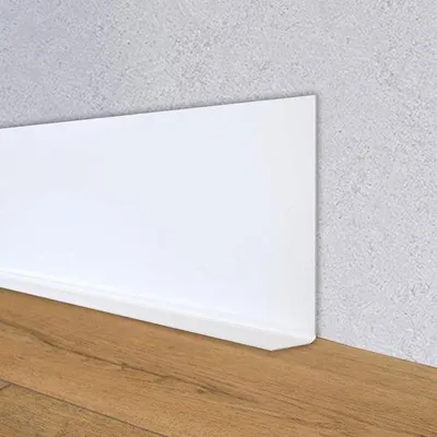 Produktbild von Selbstklebende PVC-Klebeleiste 100 x 12 mm - flexibel - für Badezimmer und Küchen - Weiß - Länge 18 m, Breite 10 cm