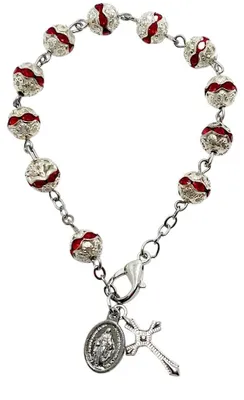 Image de Bracelet de rosaire en perles, orné de décorations