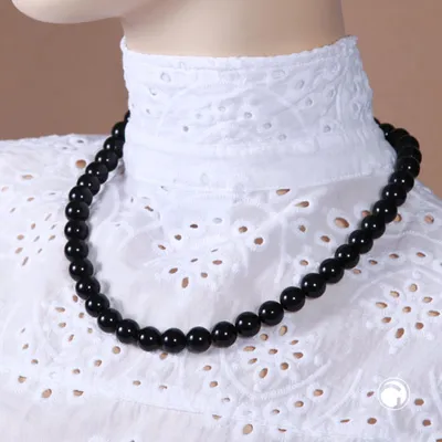 Produktbild von Kette 12mm Kunststoffperlen schwarz glänzend 55cm
