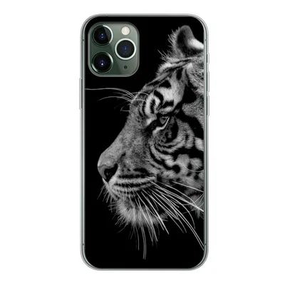 Produktbild von MuchoWow® Handyhülle Schutzhülle Hülle für iPhone 11 Pro Tiger auf schwarzem Hintergrund in schwarz und weiß Silikon Softcase Handy Hülle - Handy