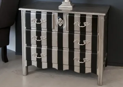 Immagine prodotto di Casa Padrino Cassettone barocco a righe argento/nero 94cm - Mobili in stile antico