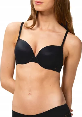 Zdjęcie produktu dla Triumph Lovely Micro, Pełny kubek, Czarny, Fiszbina, 85A, Elasthan, Poliamidowy, Poliester, 56% Polyamide, 32% Polyester, 12% Elasthane