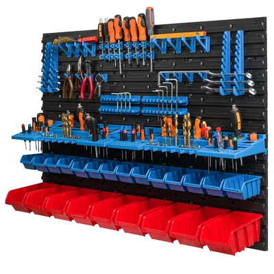 Produktbild von botle Lochwand-Regalsystem aus Kunststoff, 78 x 115 cm, 23-teilig, mit Sichtlagerkästen, Stapelboxen, Schütten, Deckeln und Werkzeughaltern für Werkstatt & Garage. Blau, Rot. UV-beständig, Frostbeständig, Lebensmittelecht, Schlagfest, Leicht & Stabil, herausnehmbare Boxen, Etikettenfach, ständig erweiterbar, individuell anpassbar.