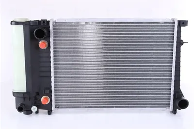 Produktbild von NISSENS 60703A Kühler Wasserkühler Motorkühler für BMW 3 Limousine (E30) 5 Limousine (E34) 3 Cabrio (E30) 3 Touring (E30) 5 Touring (E34)