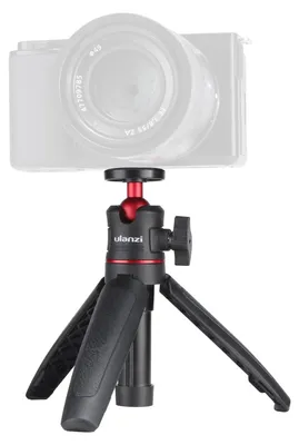 Imagen del producto de ULANZI MT-08: Trípode de viaje compacto, portátil, mini trípode con rosca de 1/4 de pulgada, trípode pequeño compatible con Sony ZV1/ RX100 VII/ RX1R II, Canon G7X Mark, Fujifilm X100V, Leica Q2 –