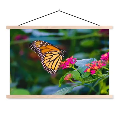 Produktbild von MuchoWow® Textilposter Schmetterlinge - Blume - Natur 120x80 cm mit holzfarbenen Rahmen - Aufhängeset