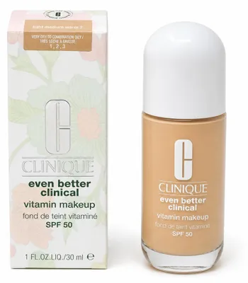 Produktbild von Clinique even better clinial Light Medium Warm 2 Vitamin Makeup SPF50 30ml